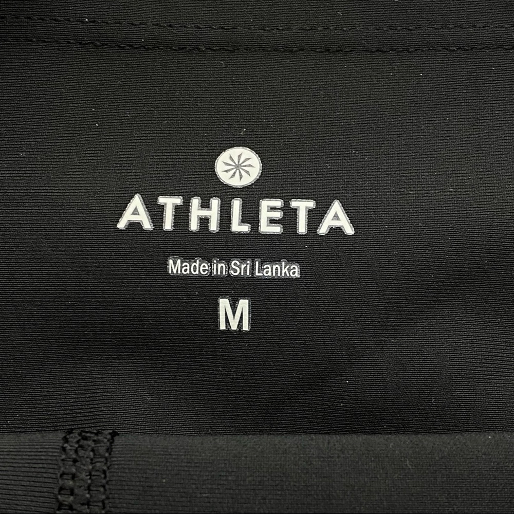 Athleta Crocodile Stealth TruCool Capri Skulptek Medium - Picture 5 of 14